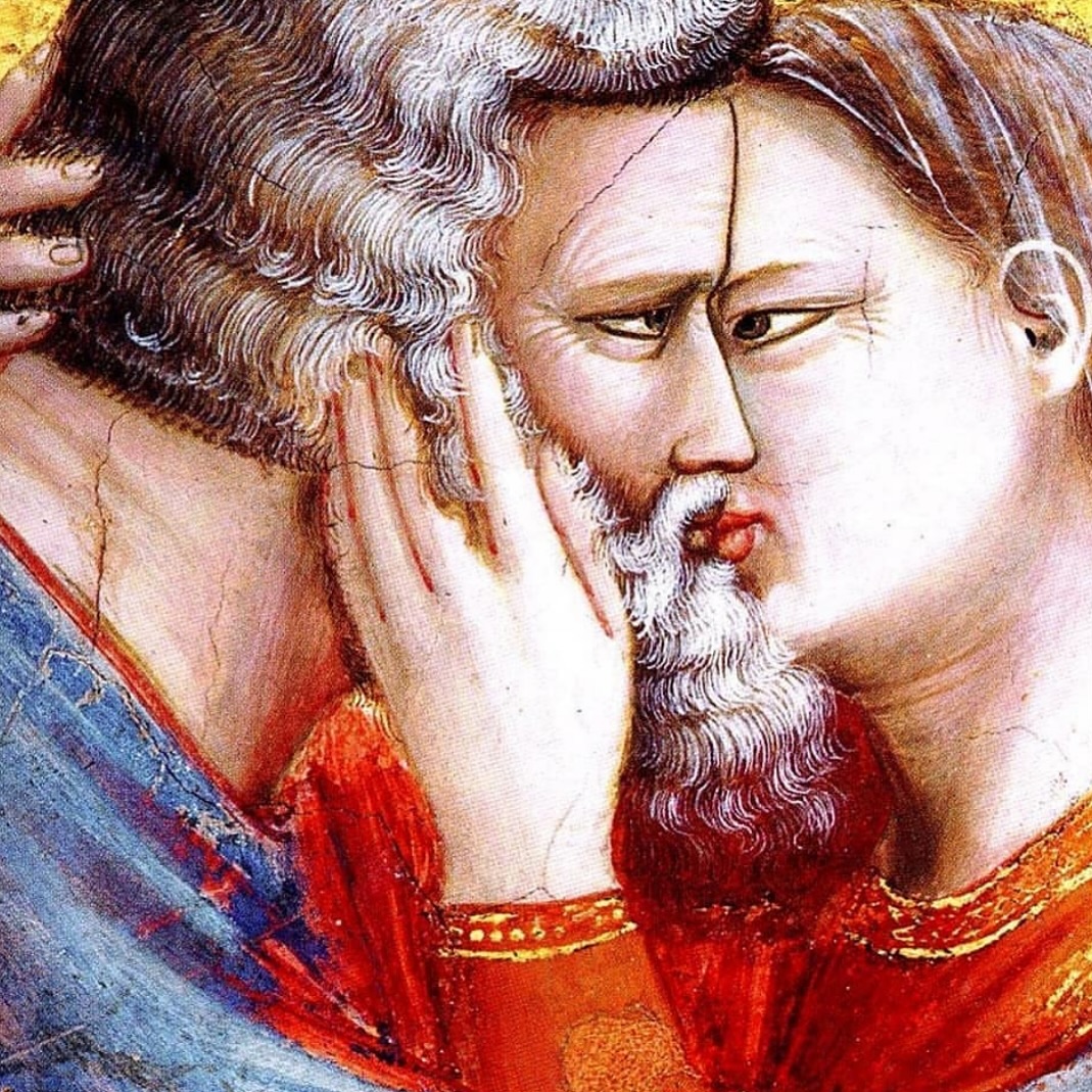 Did you know? July 26th is the feast of Sant’Anna –
While most think of battles and liberation, there’s a softer side to today: Giotto’s “kiss”. 💋✨
In the @cappelladegliscrovegnipadova he painted Saint Anne kissing Joachim — a rare moment of tenderness in medieval art.
In a time of rigid faces and formal gestures, Giotto gave us a kiss. A human touch. A spark of love in a world of saints and struggles.
So yes —We celebrates Sant’Anna today and maybe she’s also reminding us to hold on to what’s tender, even in the chaos. Stay human.
📍Cappella degli Scrovegnj, Piazza Eremitani 8, Padova
Tag someone who would love to know it!