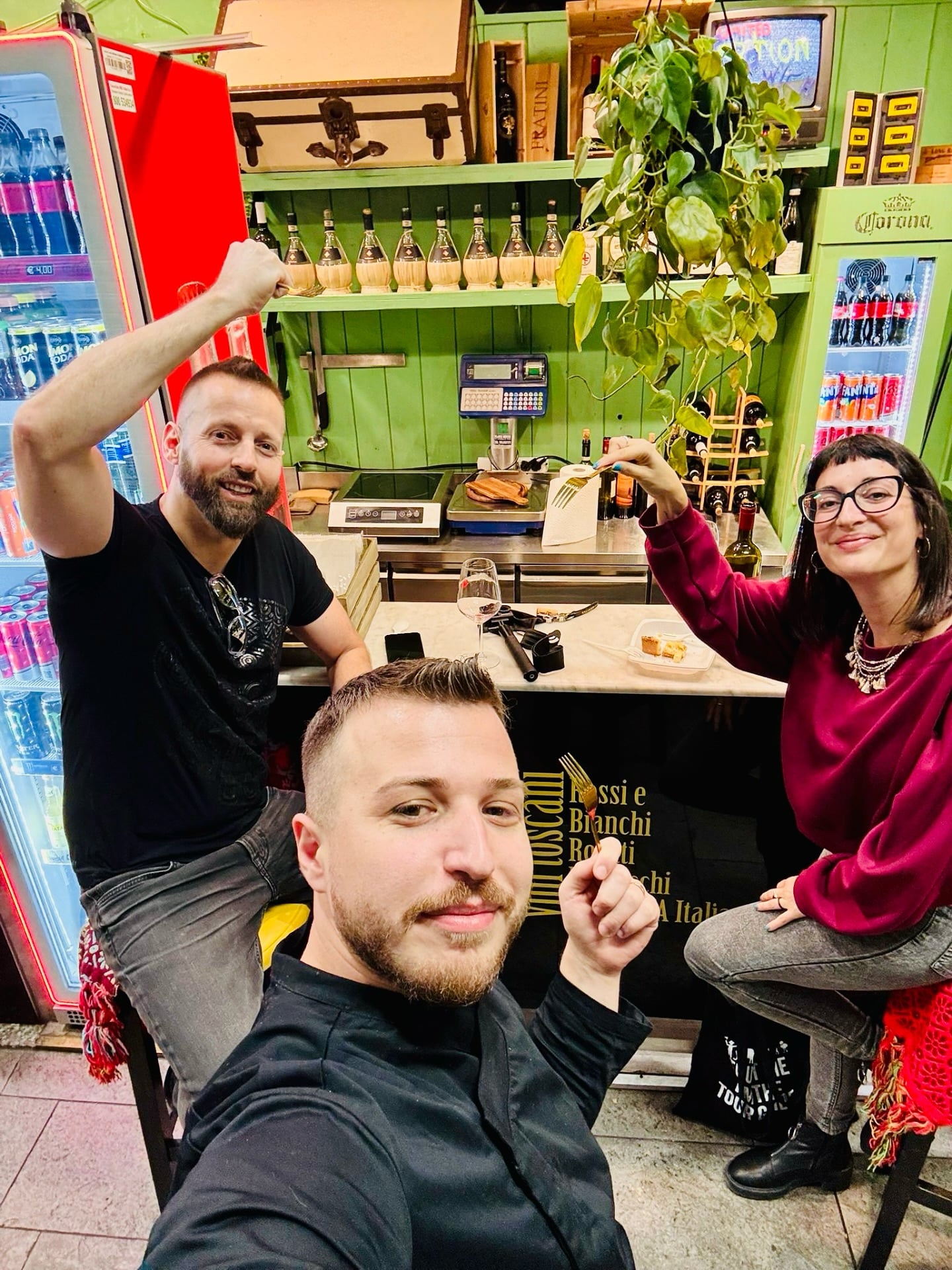 Davide (from now Golden Fork) has opened his own business, and Harald was back to show it to you. If you haven’t seen the new video yet, go check it out! :)